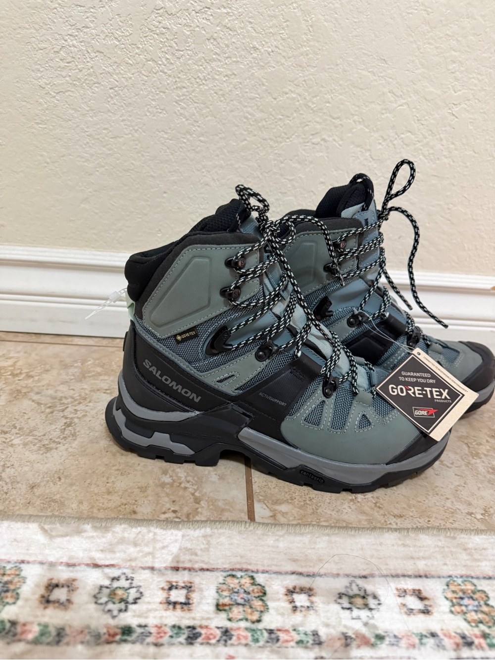 New Salomon Quest 4 GTX Waterproof Hiking Boots size 7.5 - Picture 4 of 12